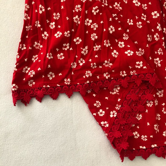 NWT Red flowy flower print dress - Picture 2 of 6
